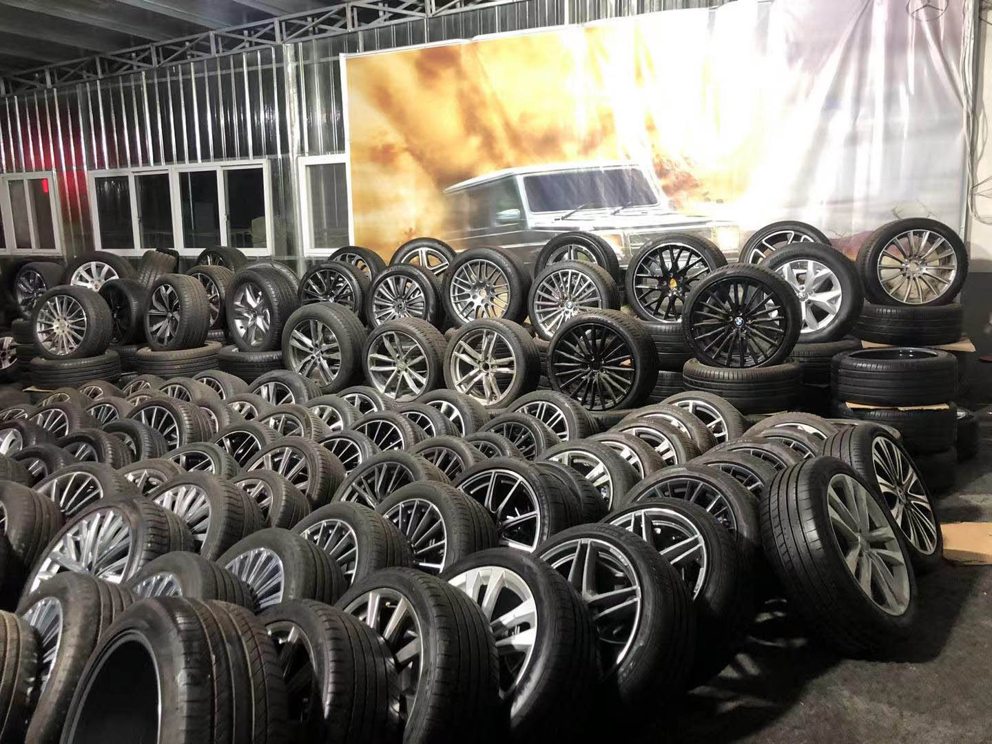 老陈轮毂拆车件仓库